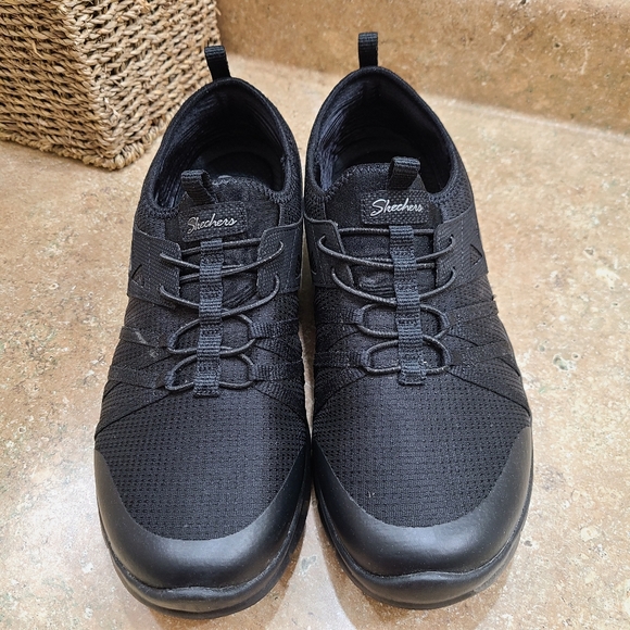 Skechers Women's Black Memory Foam Slip On Comfort Sneakers Shoes Size 9 - Picture 3 of 10